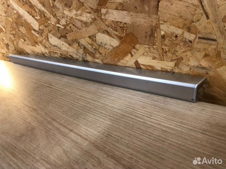 Накладка на дверь задняя правая Land Rover Range