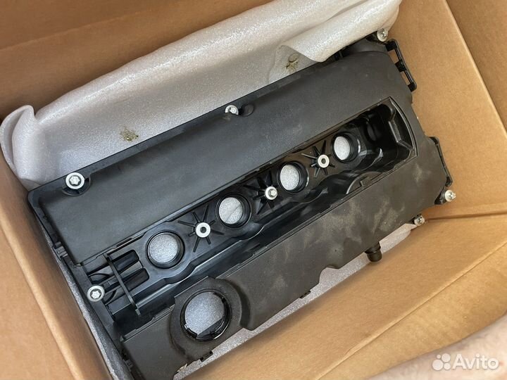 Клапанная крышка GM 55564395