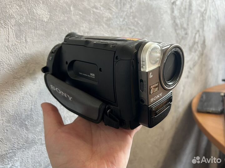 Видеокамера Sony handycam vision