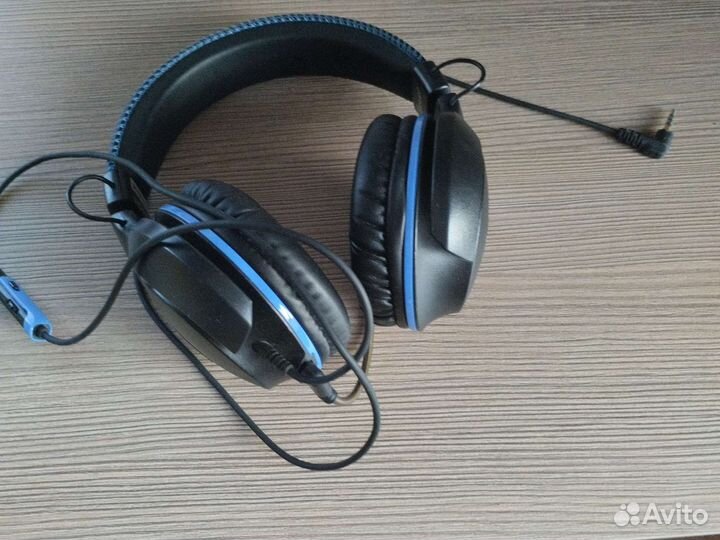 Наушники, мышка (с подсветкой), коврик