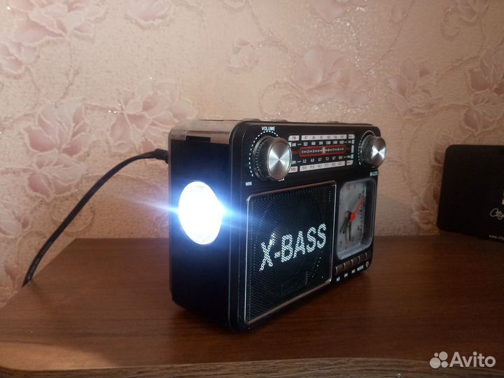 Радиоприемник переносной X-Bass
