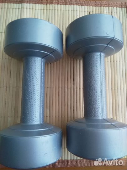 Гантели по 1 кг