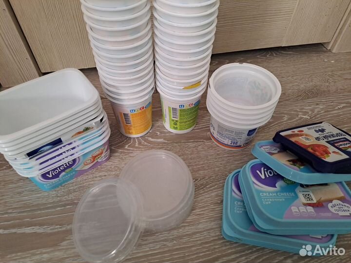 Контейнеры стаканчики пластиковые