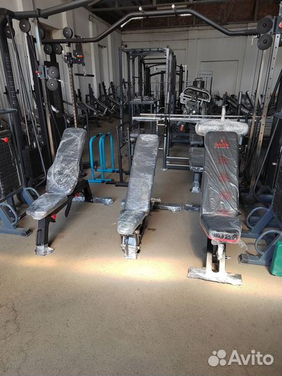 Скамья для жима универсальная DHZ Fitness R-2039