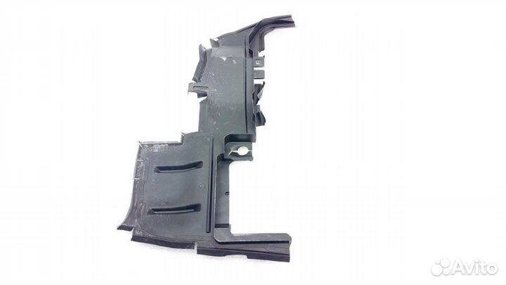 Воздуховод радиатора левый Audi A6 C7 cgwb 2012