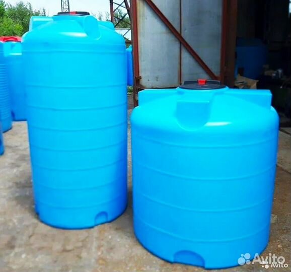 Ёмкость и баки из пластика в ассортименте