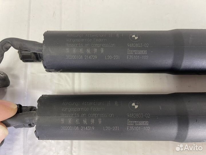 Амортизаторы на крышка багажника BMW X7 G07