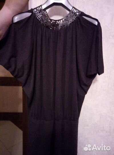 Платья трикотаж 3 штуки от 48 до 52р