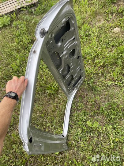 Крышка (дверь) багажника Nissan x-trail t 30