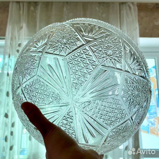 Хрустальная тарелка для сервировки