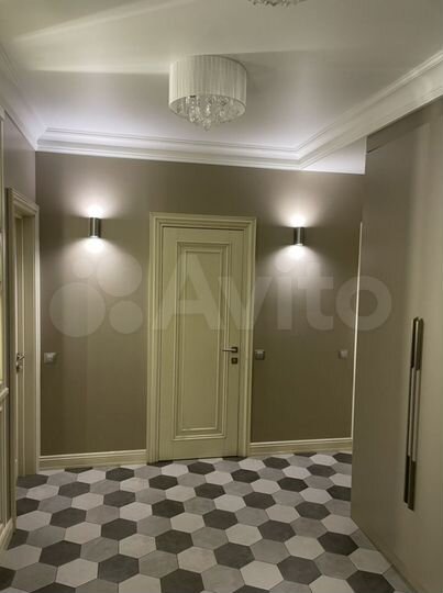 3-к. квартира, 86 м², 4/24 эт.