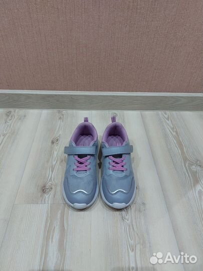 Кроссовки для девочки 35 размер
