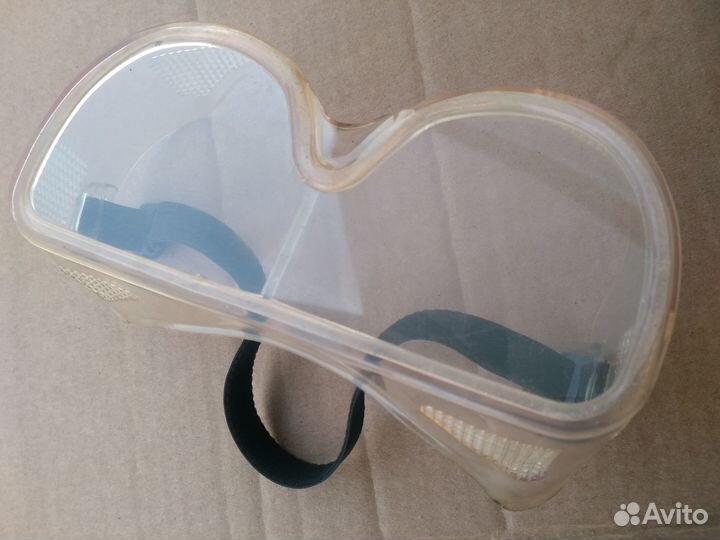 Защитная маска для лица