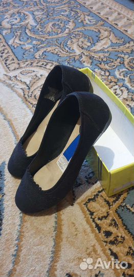 Сандалии для девочки