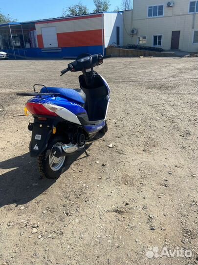 Скутер 50 кубов