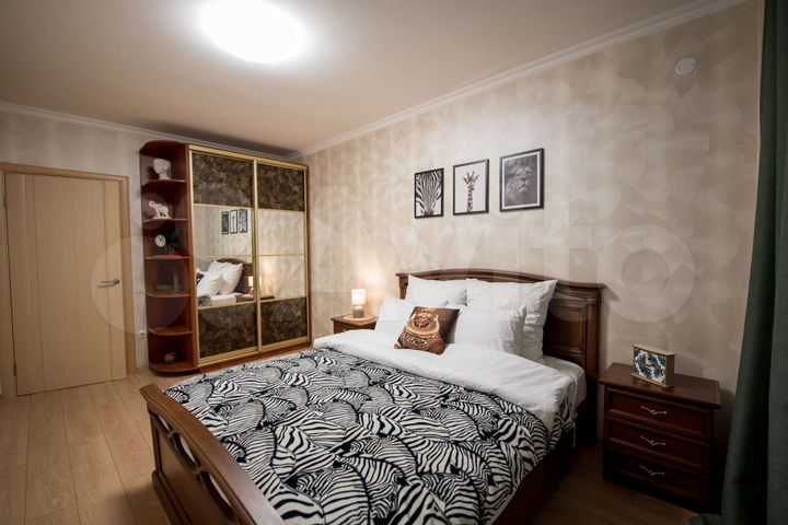 3-к. квартира, 82 м², 4/10 эт.
