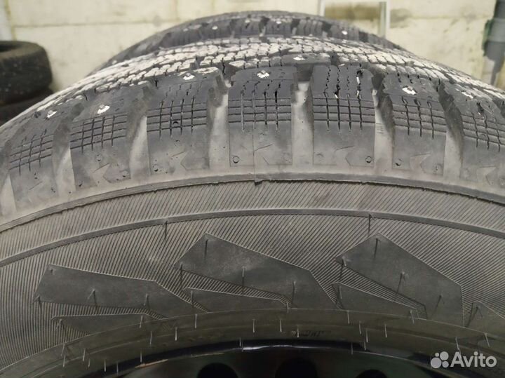 Nokian Tyres Nordman 7 SUV 215/70 R16