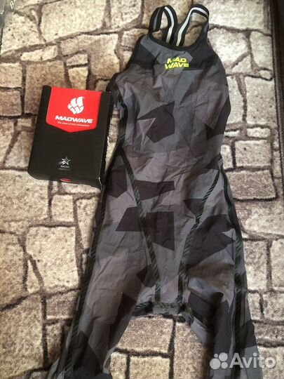 Гидрокостюм