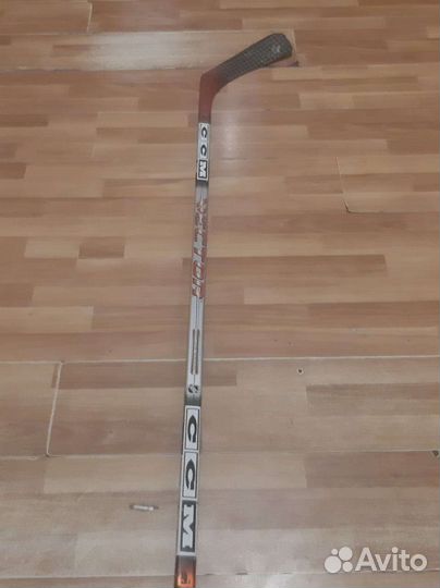 Клюшка хоккейная ссм и деревянная