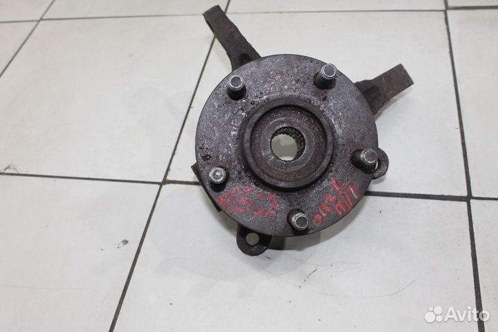 Кулак поворотный передний Mitsubishi Outlander CU