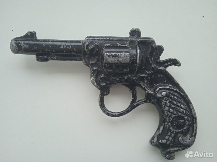 Револьвер СССР