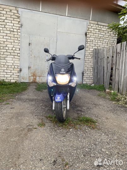 Мотороллер yamaha