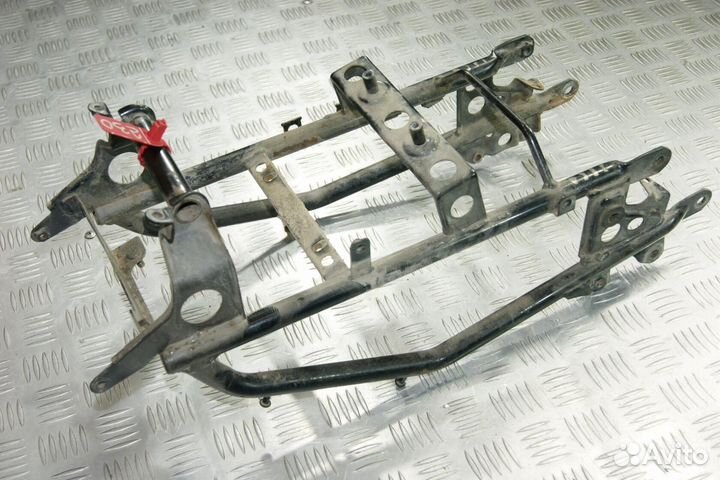 Подрамник Yamaha FZR400RR