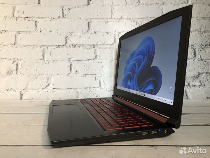 Acer nitro 5 i5 8300H SSD+HDD 12Gb Ram 4Gb video