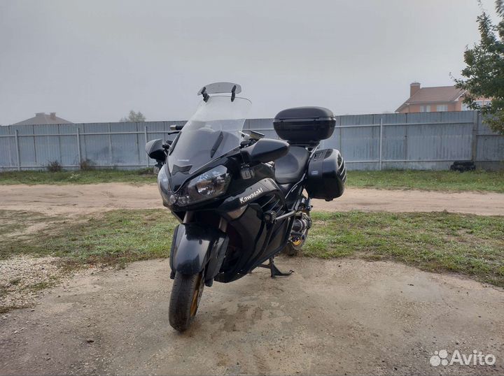 Kawasaki GTR 1400 2011 г