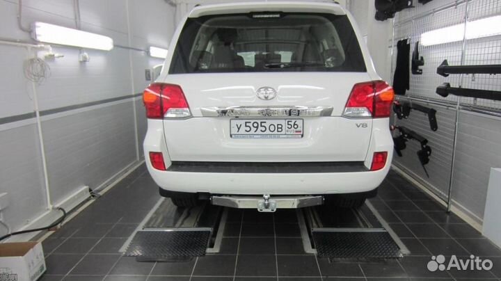 Фаркоп Тойота (Toyota) Land Cruiser 200 2007, Le