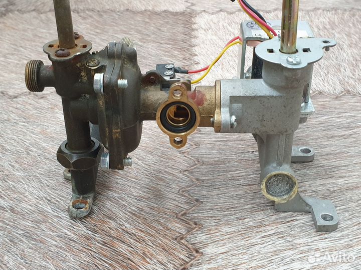 Газовый и водяной узел для Electrolux NanoPlus 2.0