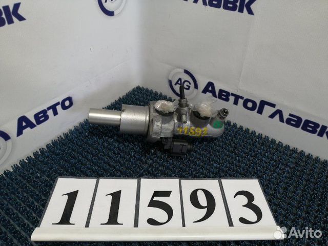 Главный тормозной цилиндр Volkswagen Passat