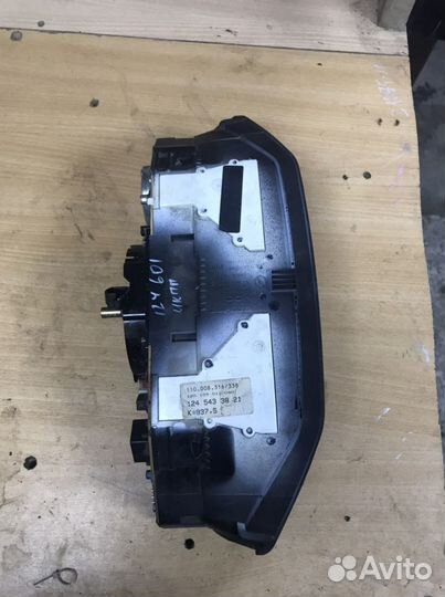 Приборная панель mercedes w124