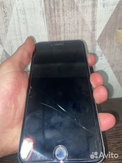 Телефон iPhone 6s Plus