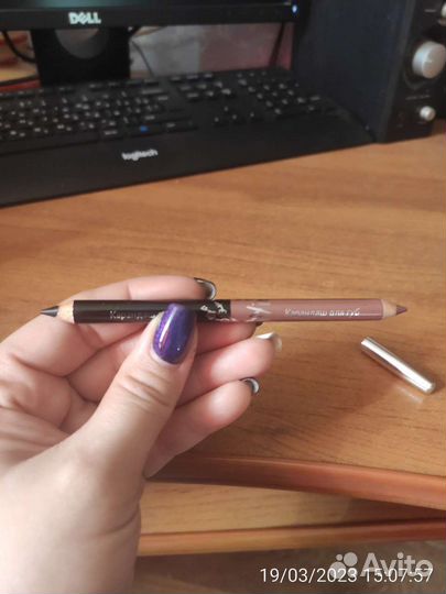 Карандаш для глаз и губ