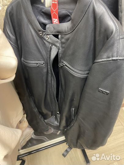 Кожаная мотокуртка ixs