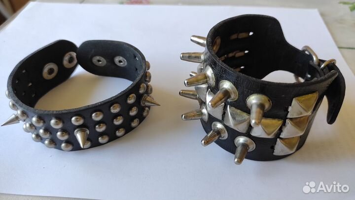 Кожаные браслеты с шипами