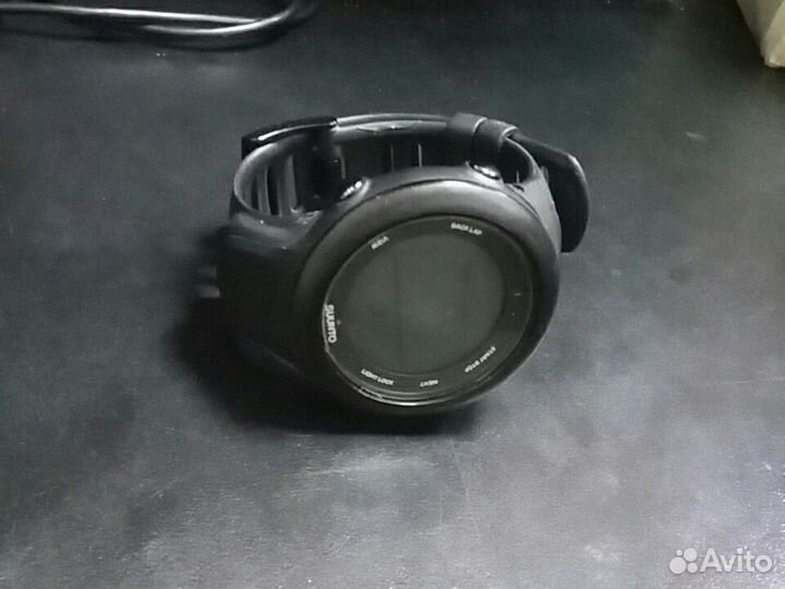 Фитнес часы suunto ambit3