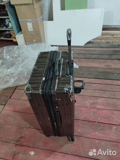 Чемодан на колесах бу
