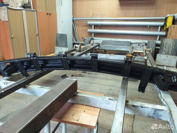 Усилитель бампера kia sorento