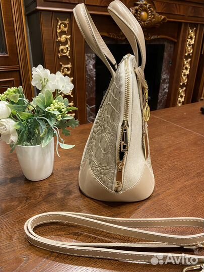 Сумка женская натуральная кожа бежевая новая
