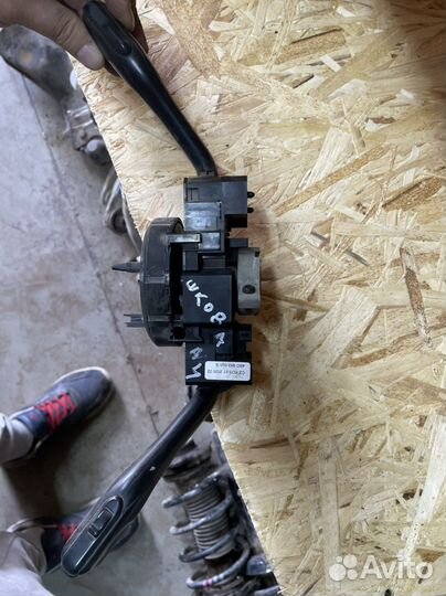 Шлейф подрулевой skoda octavia a4