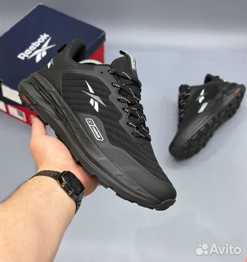 Кроссовки Reebok (41/46.EU)