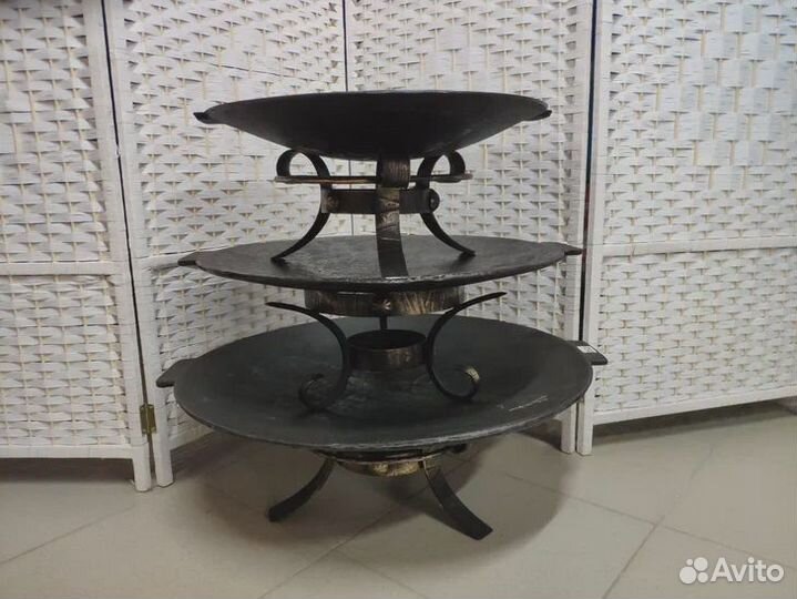 Садж на подставке