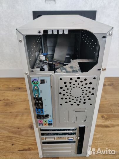 Системный блок компьютер рабочий