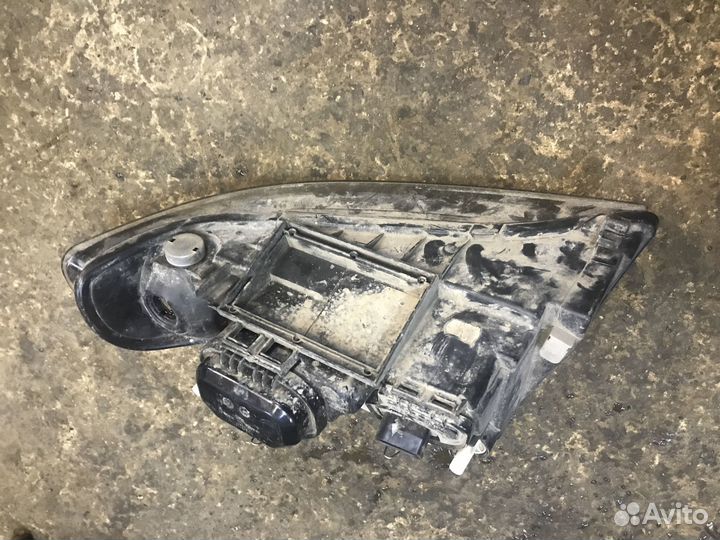 Фара правая Audi А4 B5 рестайлинг без креплений