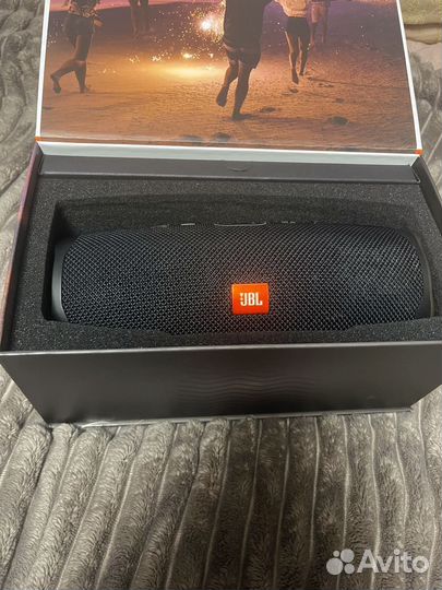 Колонка jbl charge 4 бу