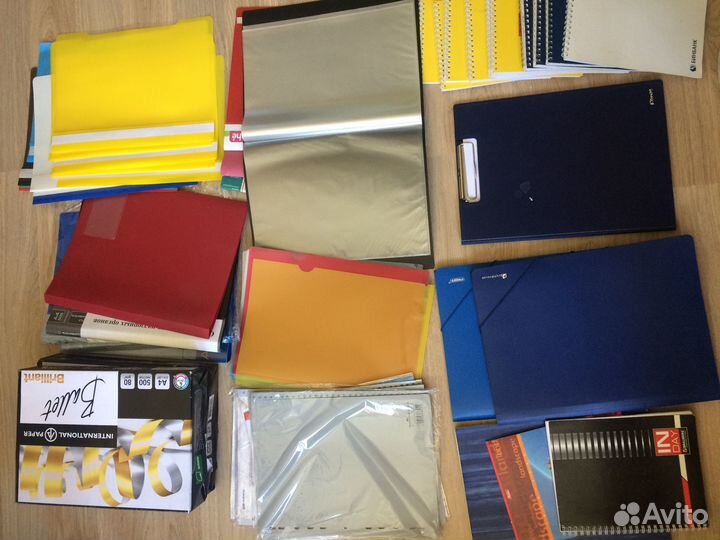 Канцелярские товары\учебные принадлежности