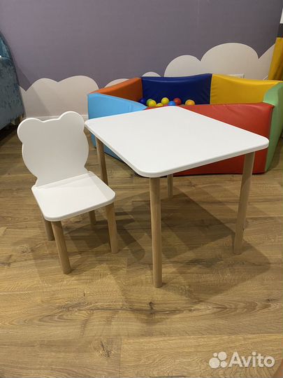 Детский стол и стул