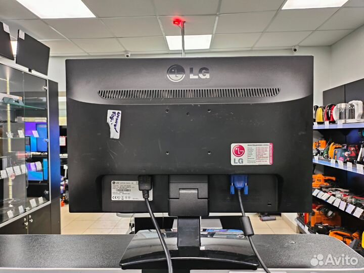 Mонитоp LG E2041S-BN (лб80а)